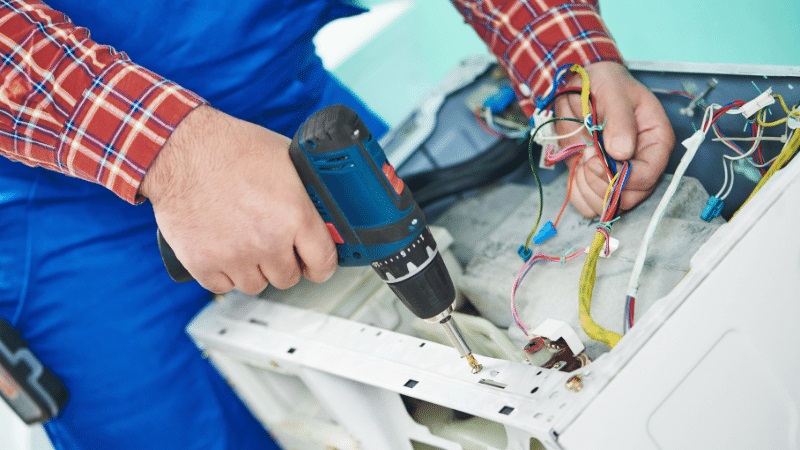 Arnavutköy Dominox Dominox çamaşır makinesi kart tamiri – Su almama arızası orijinal parça ile giderildi. - Teknik servis örneği